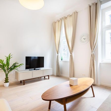 Modernes Apartment Im Charmanten Cottage Viertel 维也纳 外观 照片