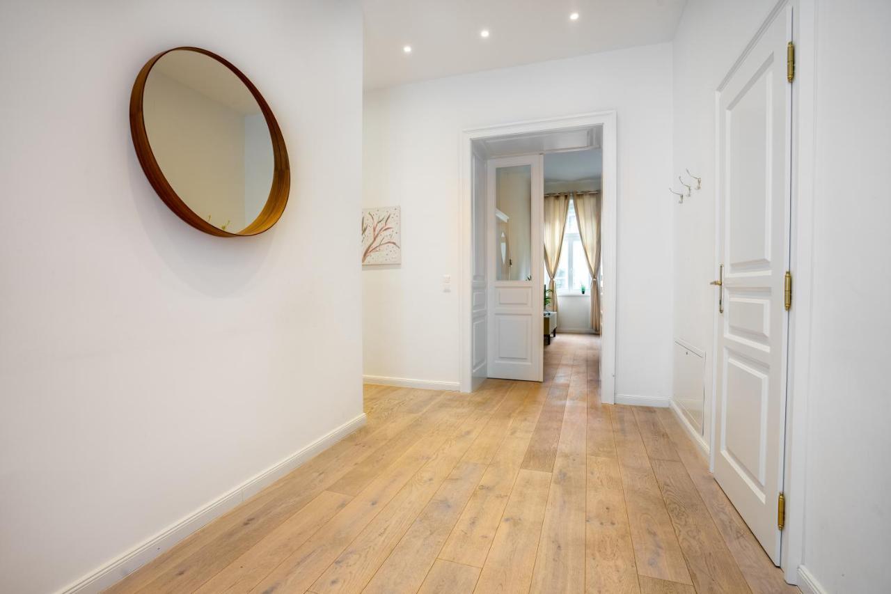 Modernes Apartment Im Charmanten Cottage Viertel 维也纳 外观 照片