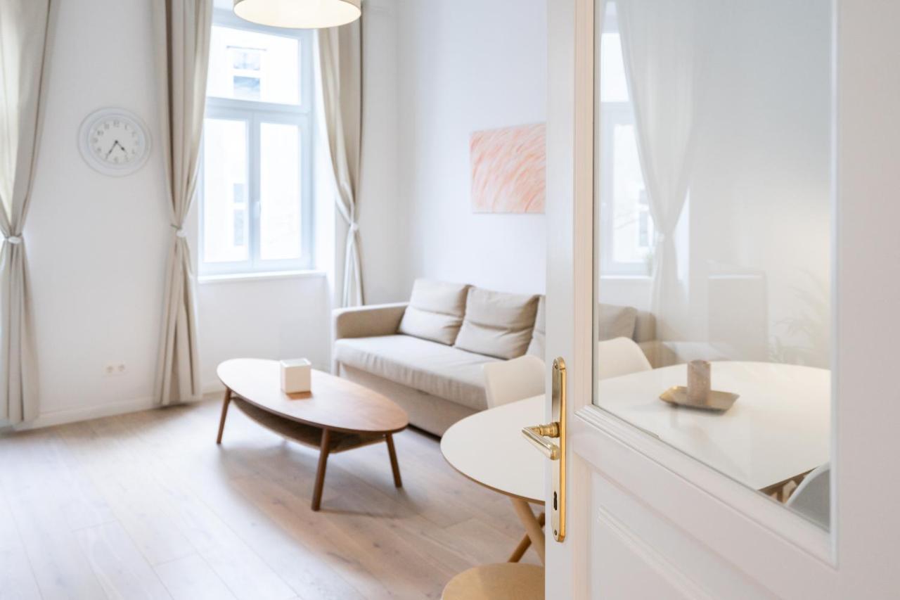 Modernes Apartment Im Charmanten Cottage Viertel 维也纳 外观 照片